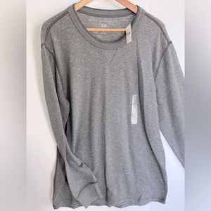 GAP gray thermal tee